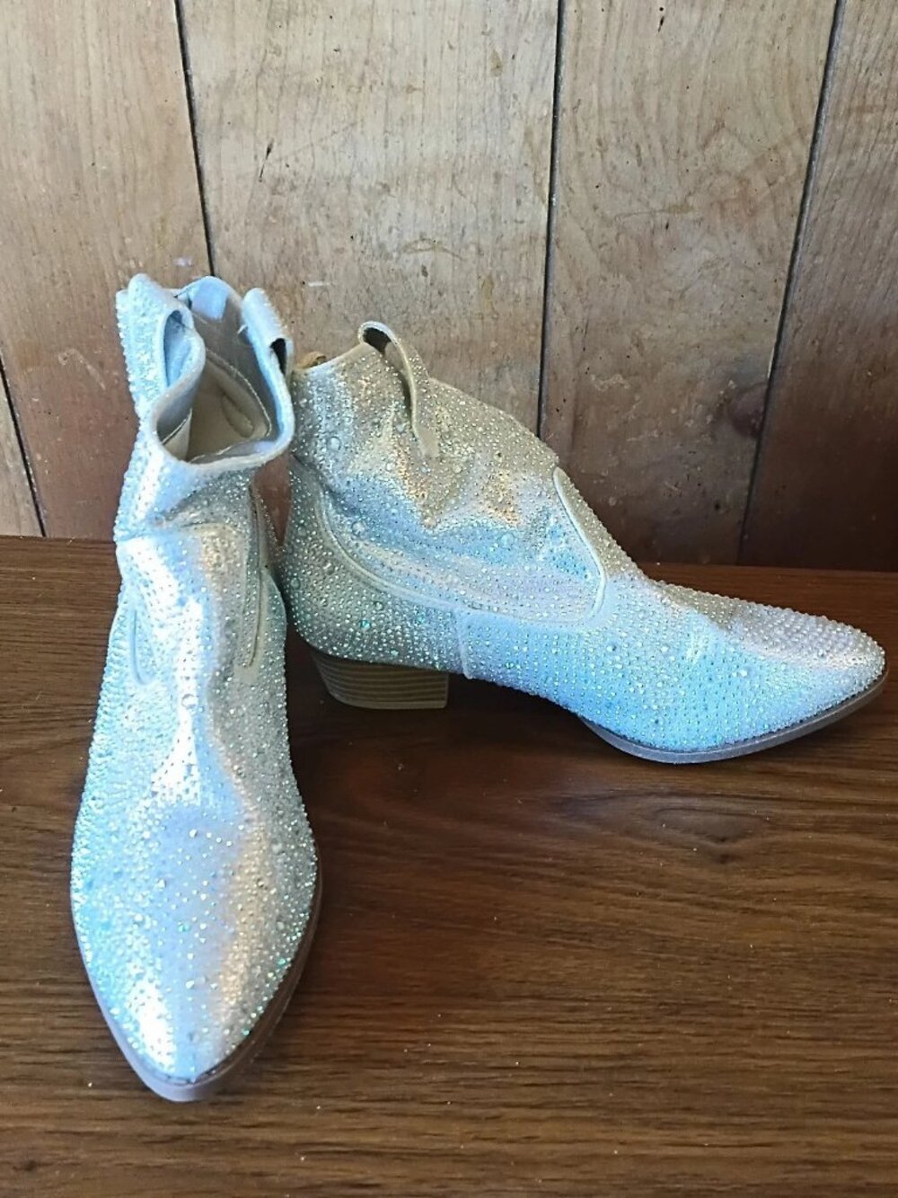 Link Girls Silver Rhinestone Western Pull On Ankle Boots Size 3 never worn